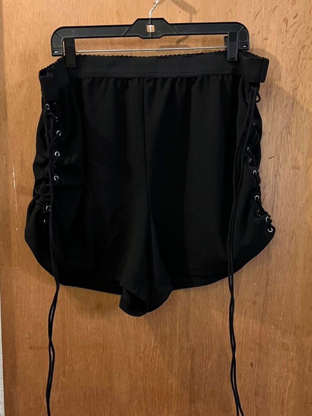 Size 26 - LAI Shein - Black Lace Up Shorts